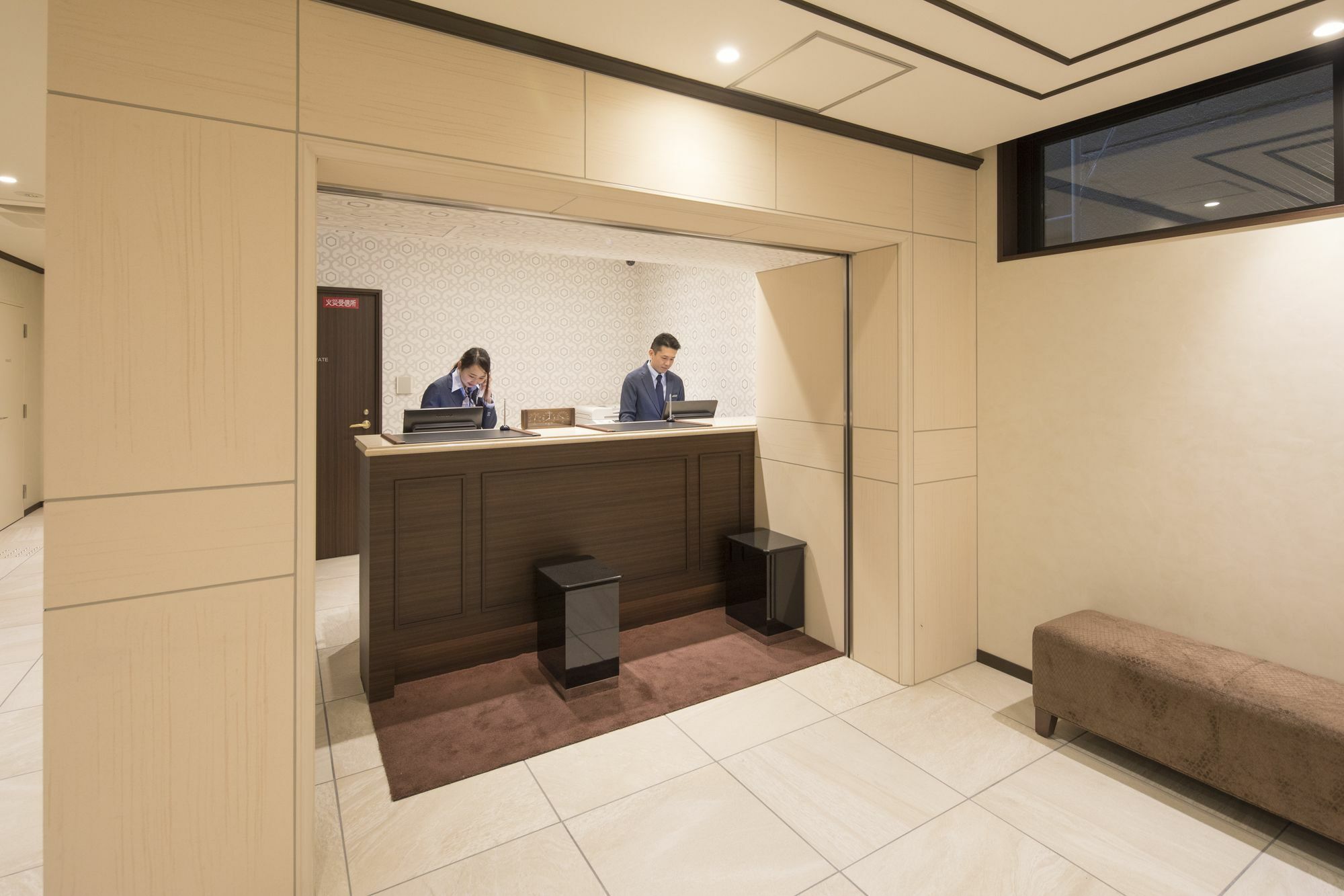 Hotel Wbf Yodoyabashi Minami Osaka Exteriör bild