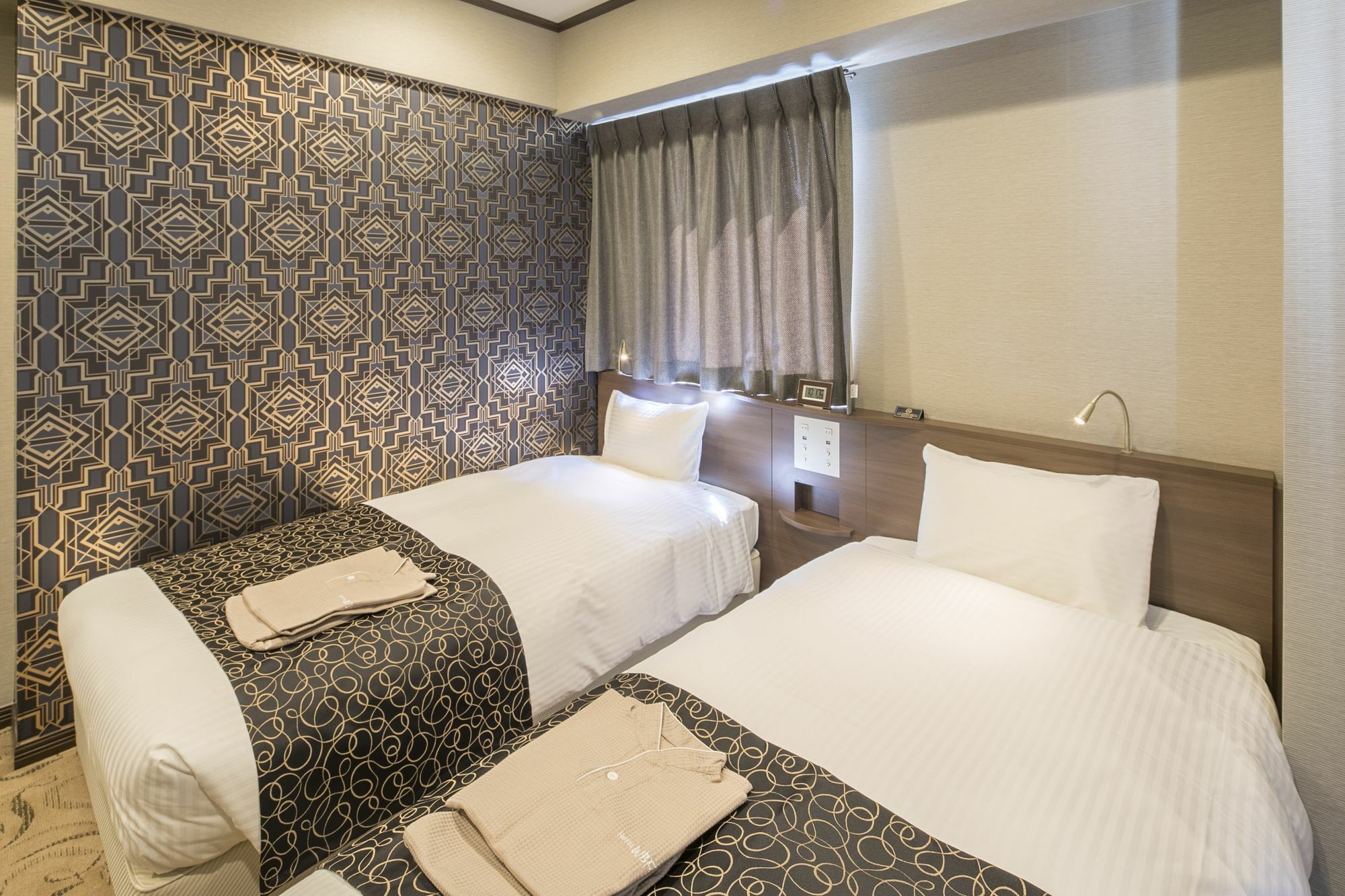 Hotel Wbf Yodoyabashi Minami Osaka Exteriör bild